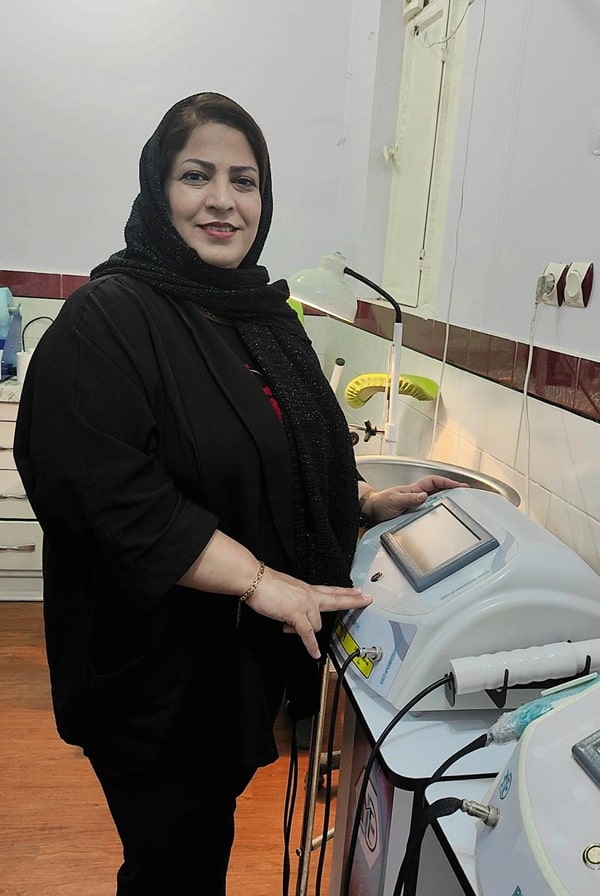 بهترین کلینیک مامایی دزفول 7 کارشناس مامایی سرکار خانم مریم مصلح